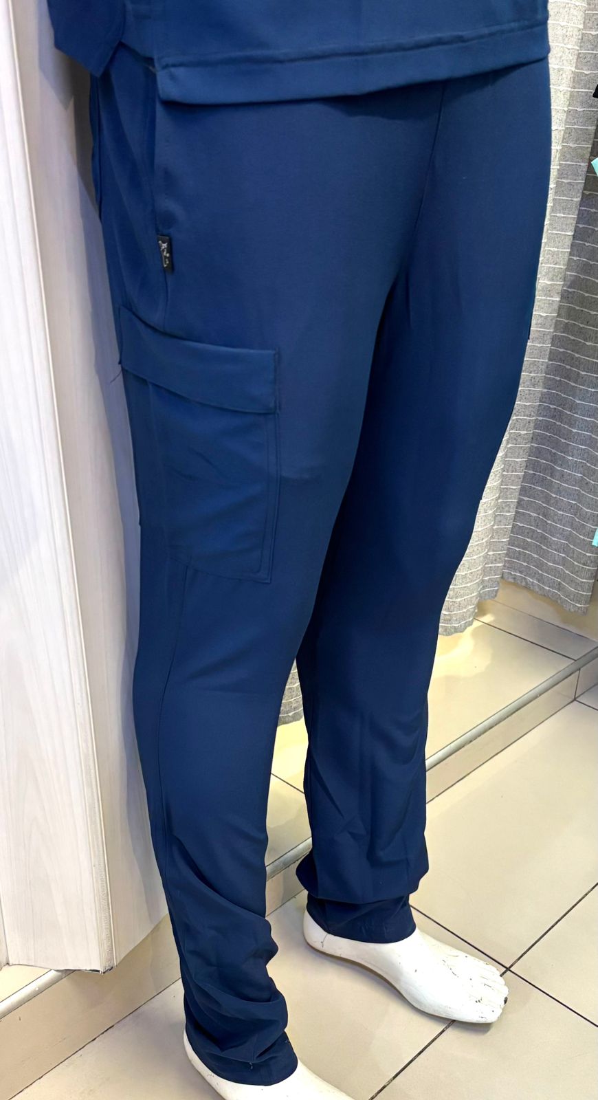 Pantalón Quirúrgico Hombre azul marino tono 3 FW