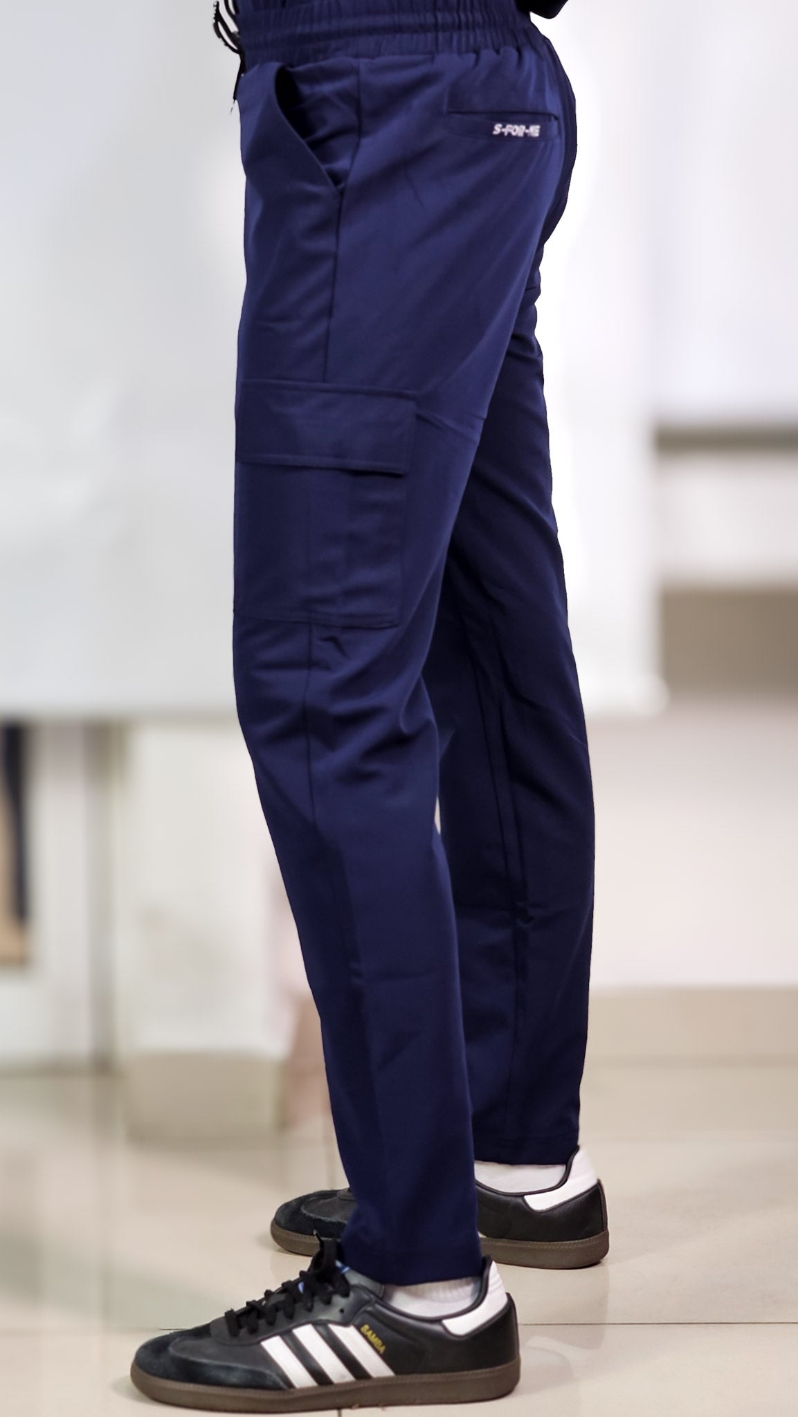 Pantalon Antifluido Hombre 300 Azul Marino