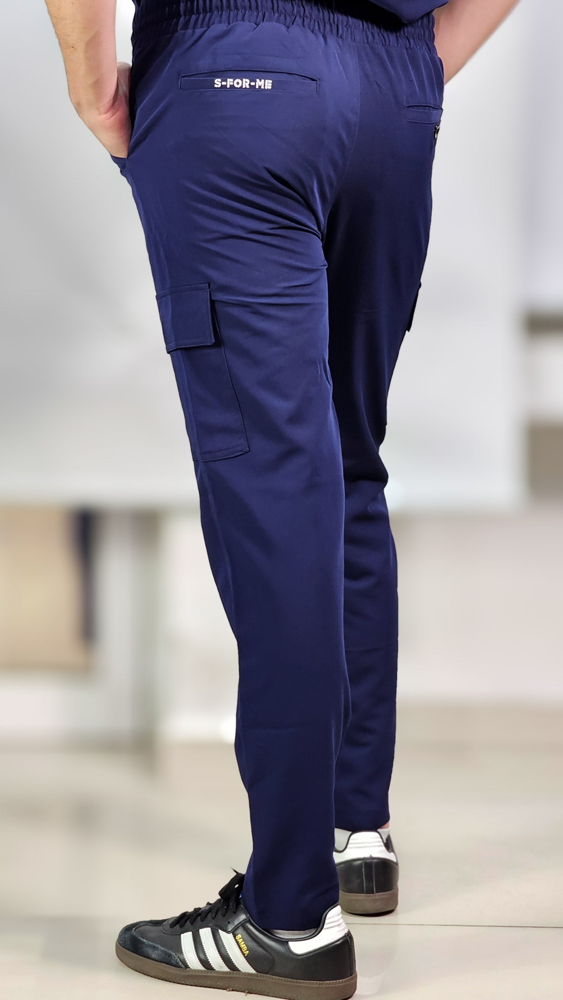 Pantalon Antifluido Hombre 300 Azul Marino