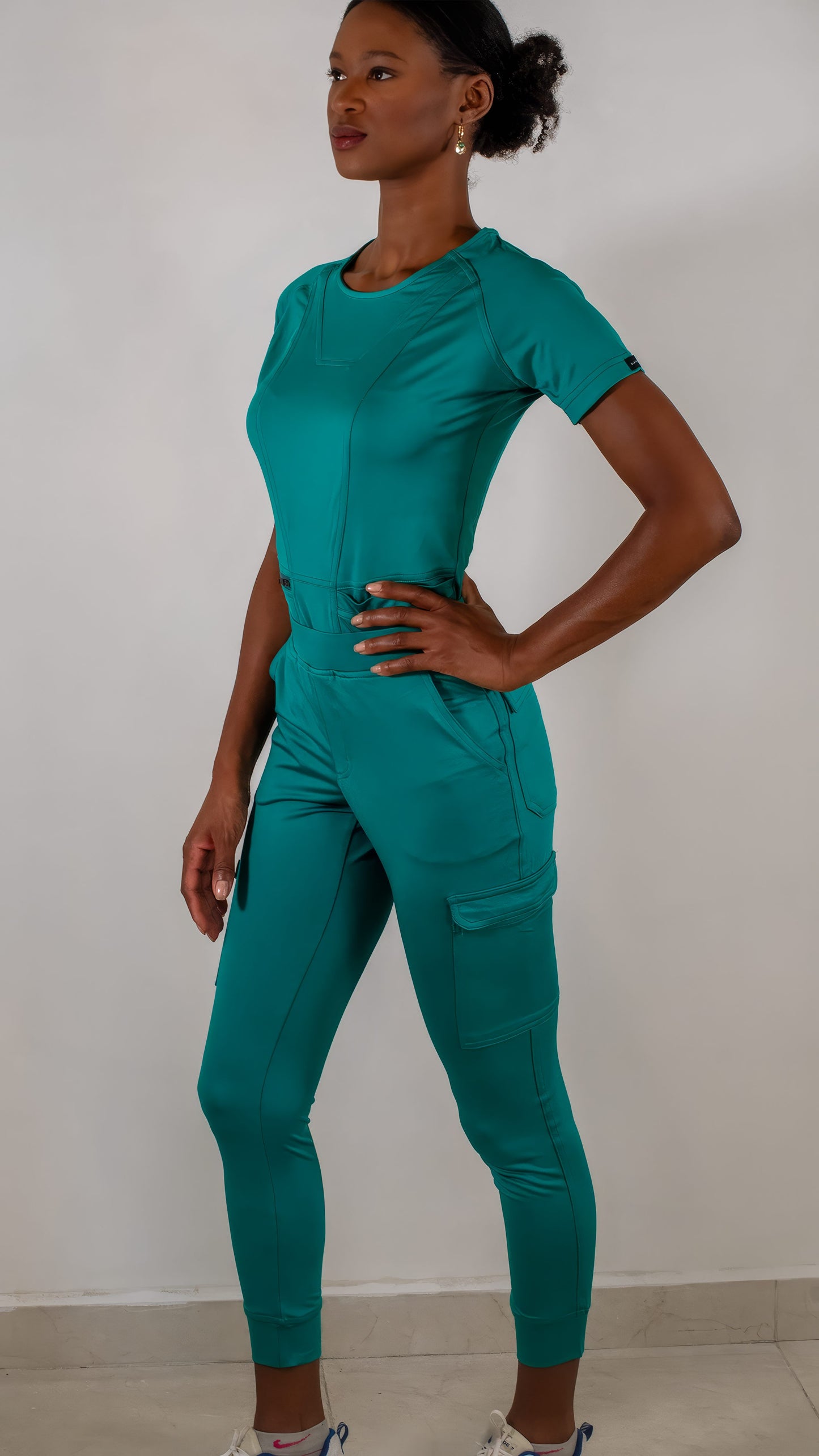 Filipina Quirurgica, Scrubs Super Stretch Mujer 901 Verde Esmeralda