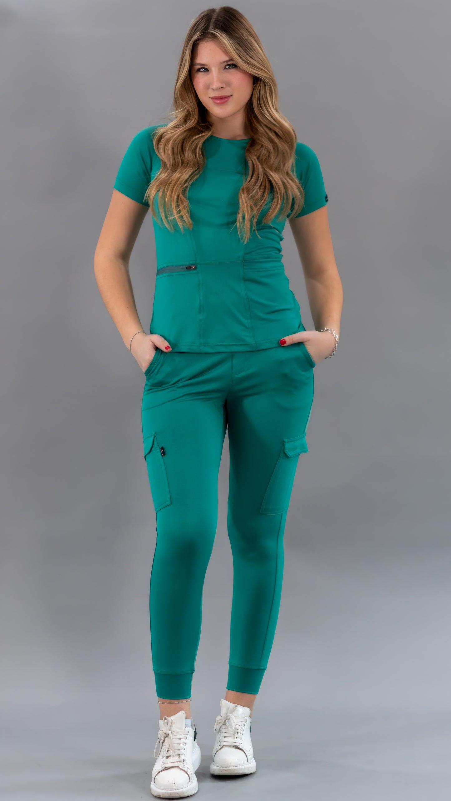 Filipina Quirurgica, Scrubs Super Stretch Mujer 901 Verde Esmeralda