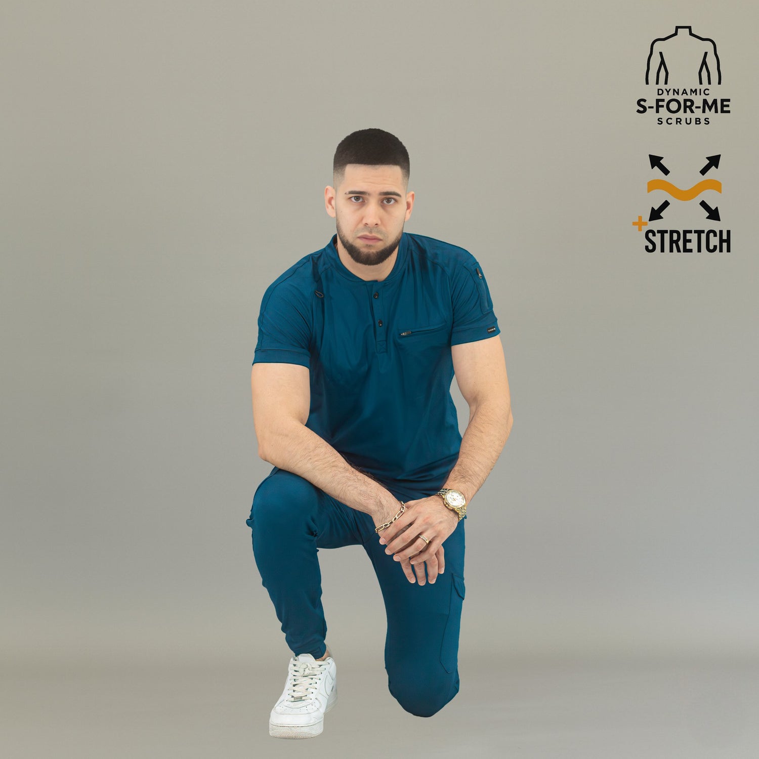 Uniforme quirúrgico hombre azul caribe con pantalón jogger 901