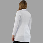 detalle cuello bata medica alviero blanca Sandel Medica