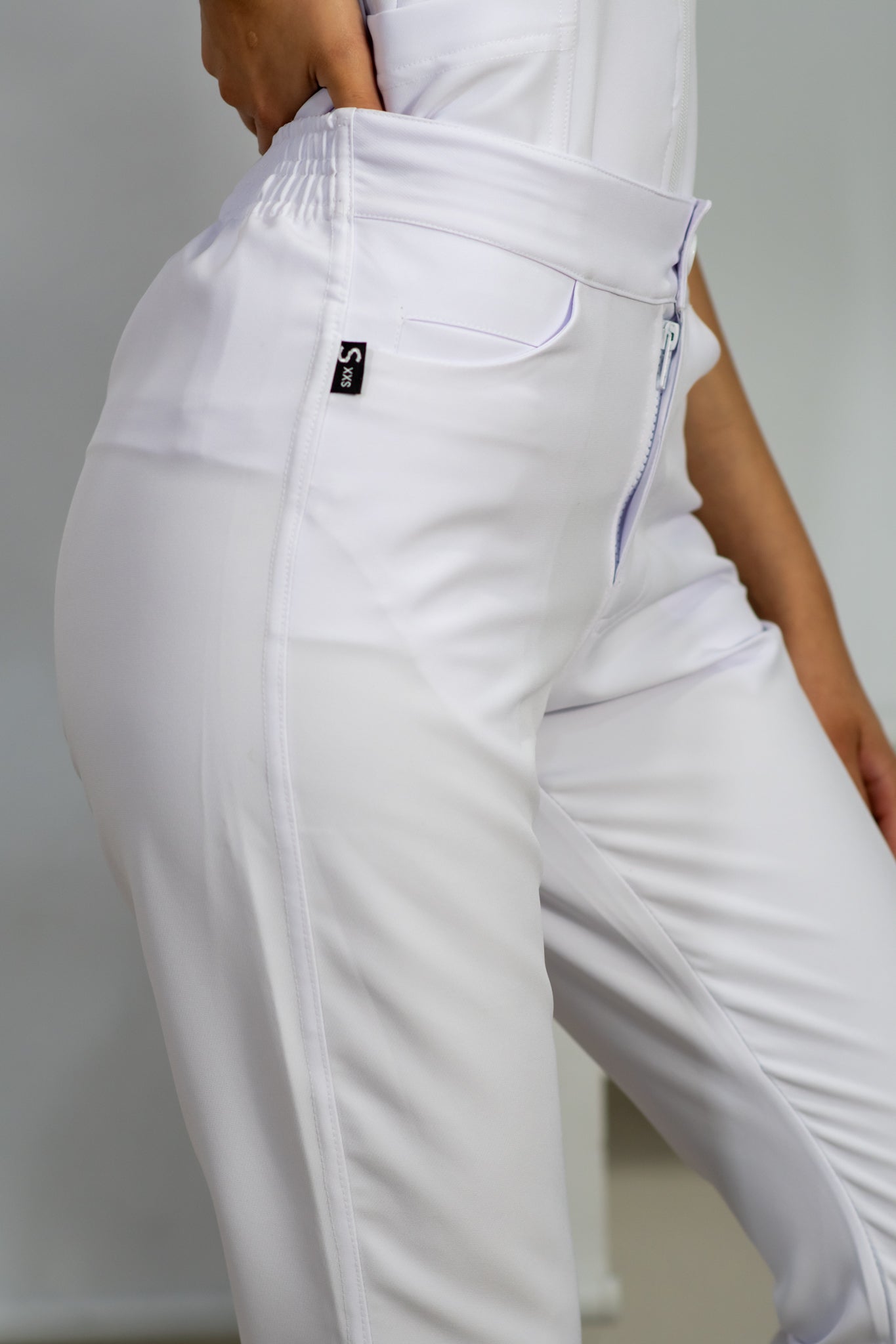 Pantalón Stretch Pure White Pretina/Elástico Mujer Antifluido